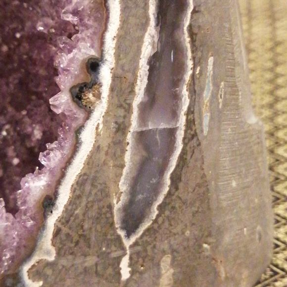 Gorgeous AMETHYST CATHEDRAL ✨3.4lbs with amazing banding and colouring! Video! - Picture 15 of 17